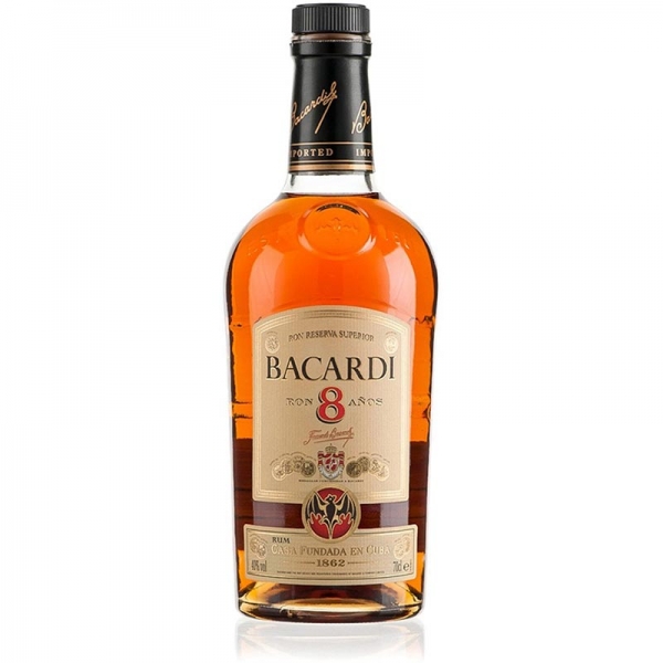 BACARDI 8 YO GIFT 700ML